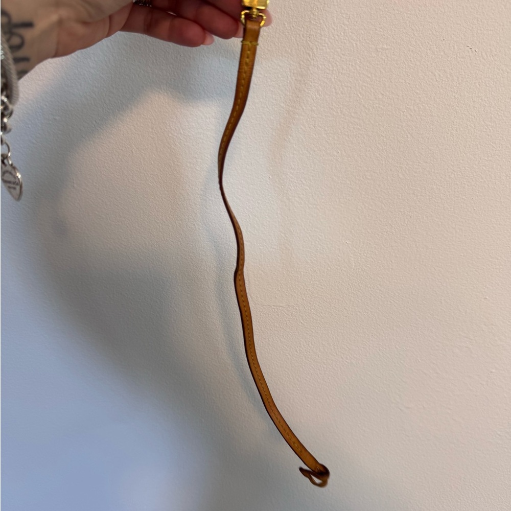 ❤️ LOUIS VUITTON WRISTLET LEATHER STRAP ❤️